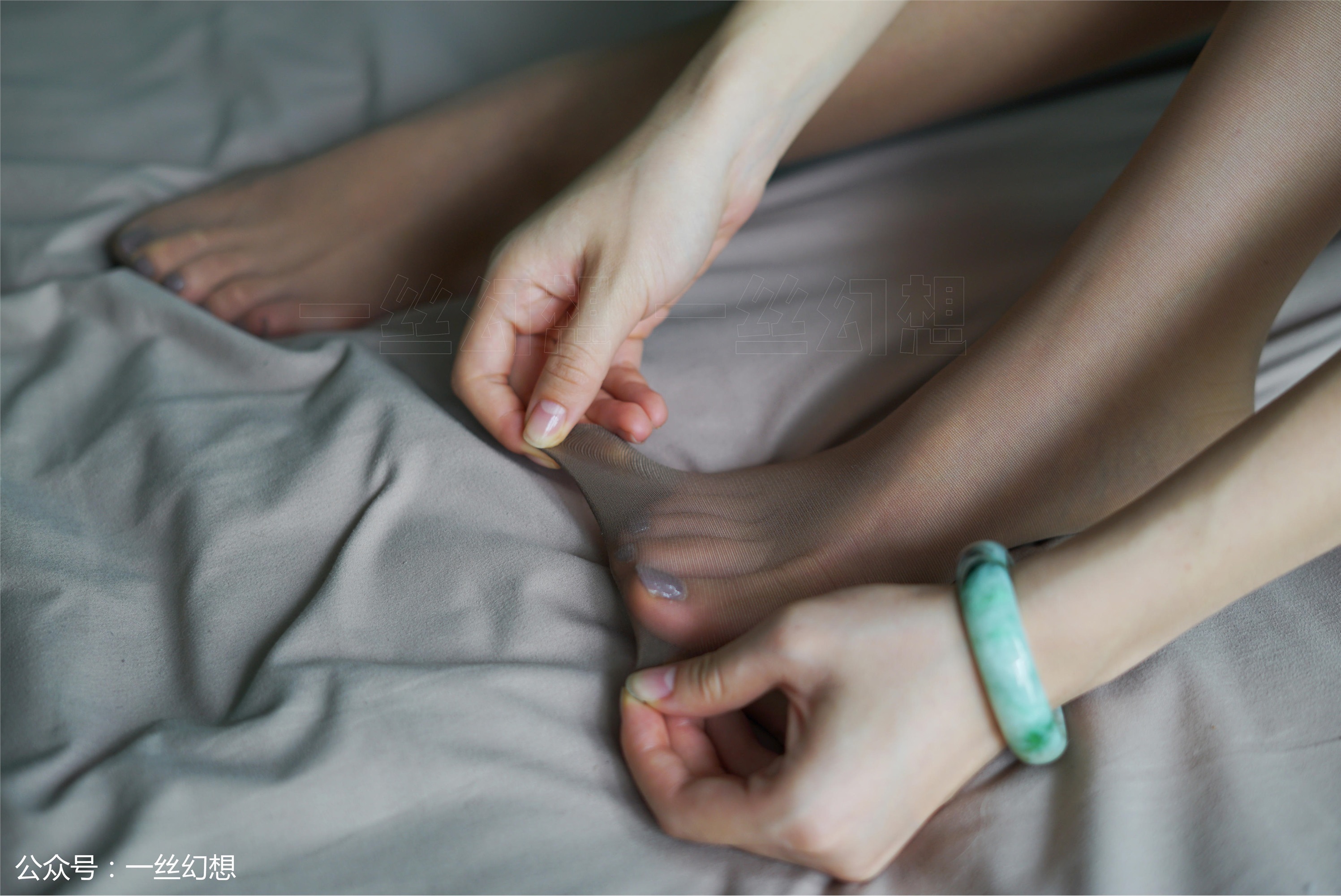 高丝女子图鉴 袜小喵×一丝幻想 NZ024 茜茜